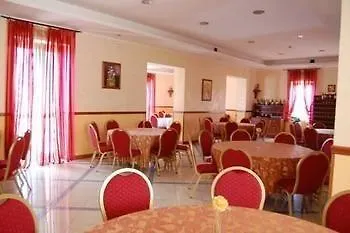Riva Fiorita Szálloda 3*